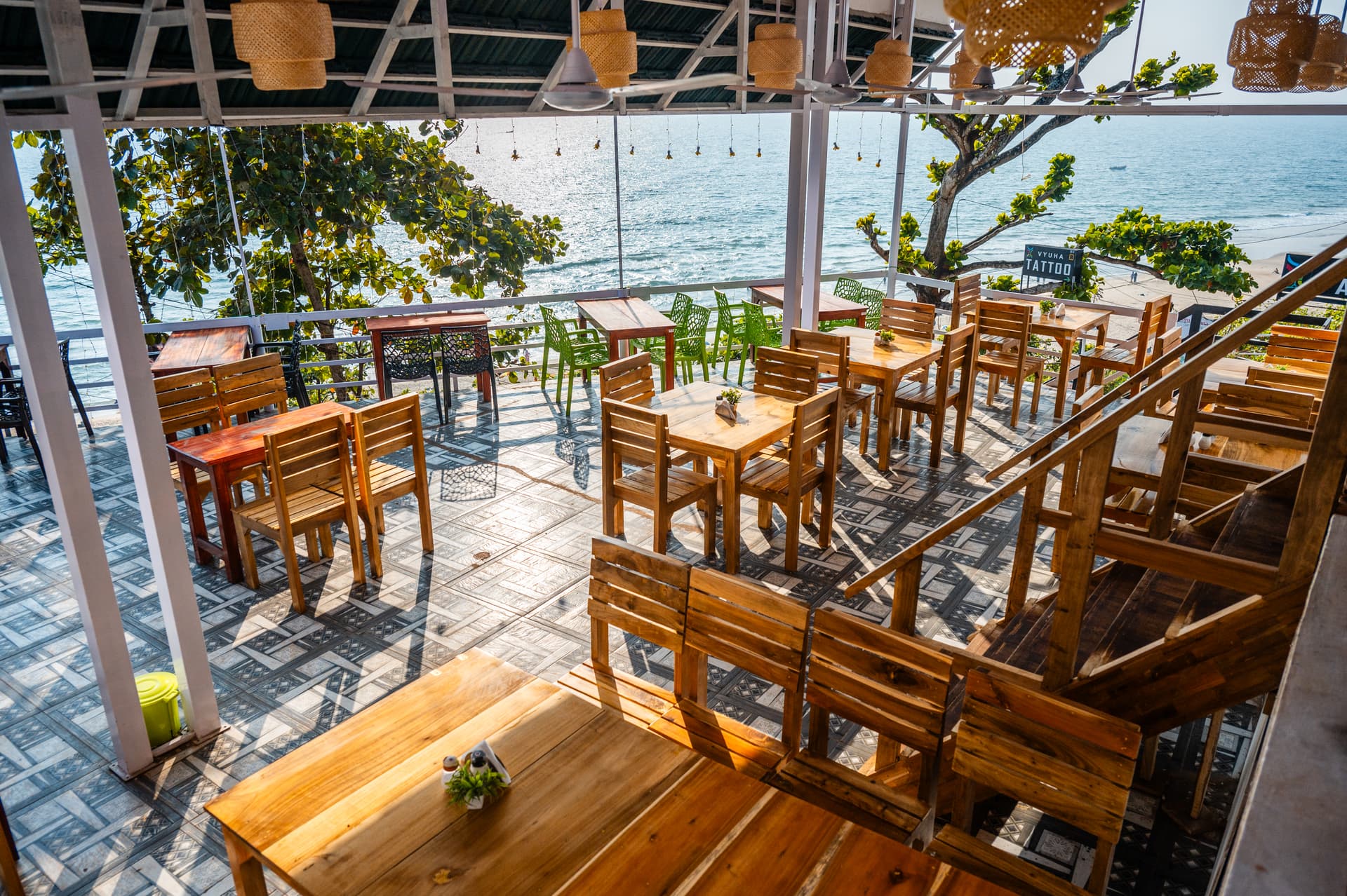 BLG Surf Bistro, North Cliff Varkala